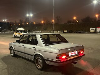 1982 BMW 5 серии 528i II (E28), серебристый, 350000 рублей, вид 4