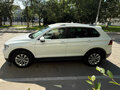 2017 Volkswagen Tiguan II, белый - вид 1