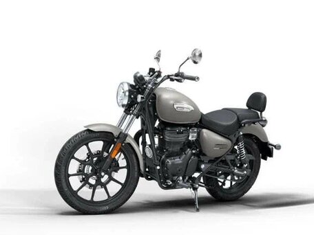 2026 Royal Enfield Meteor, серый, 519000 рублей, вид 3