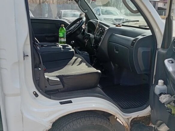2013 Kia Bongo, белый, 650000 рублей - вид 6