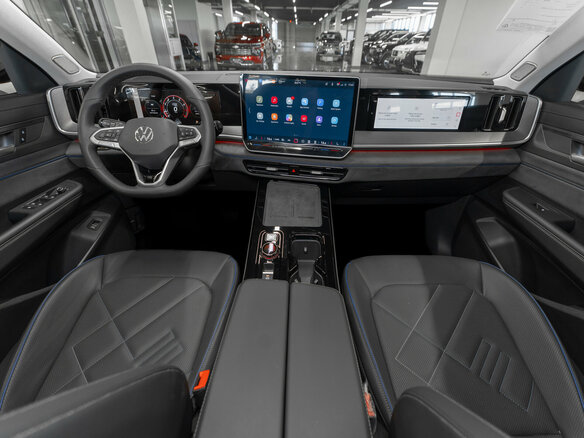 2026 Volkswagen Tavendor I Рестайлинг, чёрный, 6100000 рублей - вид 7
