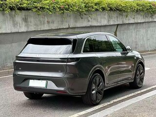 2024 Li Auto (Lixiang) L6 I, серый, 5700000 рублей, вид 4