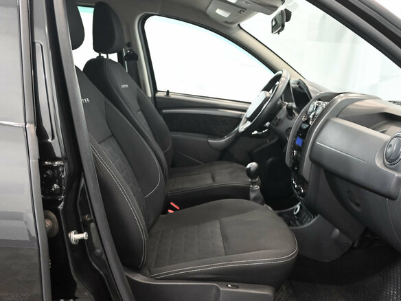 2017 Renault Duster I Рестайлинг, чёрный, 1420000 рублей - вид 11