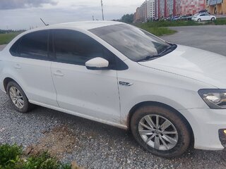 2019 Volkswagen Polo V Рестайлинг, белый, 1450000 рублей, вид 4