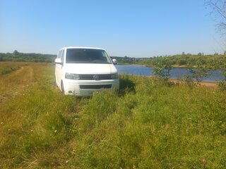 2013 Volkswagen Caravelle T5 Рестайлинг, белый, 2100000 рублей, вид 2