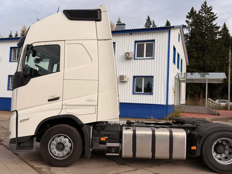 2025 Volvo FH, белый, 20000000 рублей, вид 4