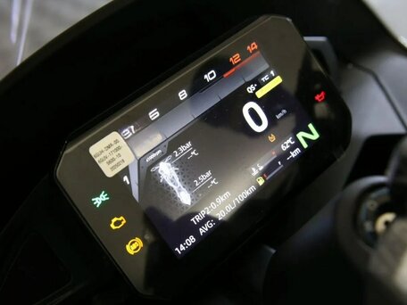 2025 CFMoto 675SR-R, белый, 769410 рублей, вид 4