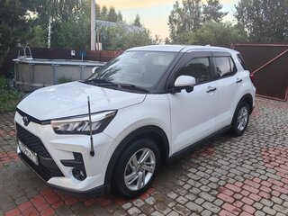 2021 Toyota Raize I, белый, 1577000 рублей, вид 2