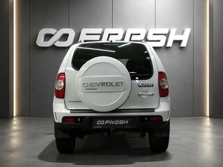 2016 Chevrolet Niva I Рестайлинг, белый, 670000 рублей, вид 4