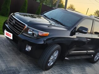 2014 Toyota Land Cruiser 200 Series Рестайлинг 1, чёрный, 4350000 рублей, вид 1