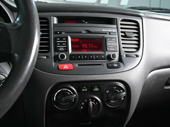 2011 Kia Rio II Рестайлинг, бежевый, 649000 рублей - вид 11