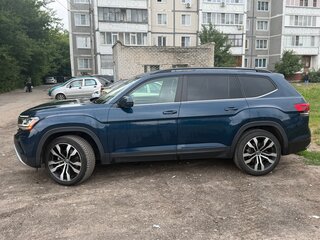 2022 Volkswagen Atlas I Рестайлинг, синий, 3900000 рублей, вид 3