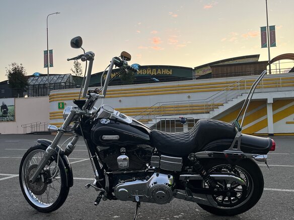 2006 Harley-Davidson Dyna Wide Glide, чёрный, 700000 рублей - вид 1