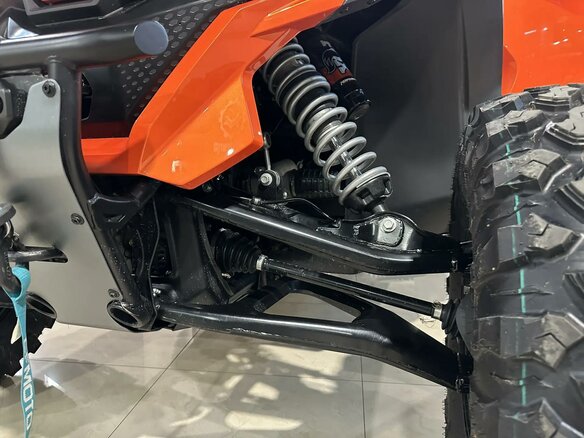 2026 CFMoto Z10 EPS, золотистый, 3379900 рублей - вид 16