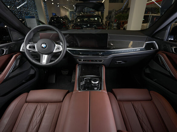 2024 BMW X6 40d III (G06) Рестайлинг, синий, 17300000 рублей - вид 17