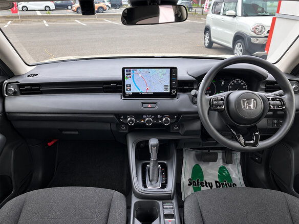 2023 Honda Vezel II, бежевый, 1680000 рублей - вид 8