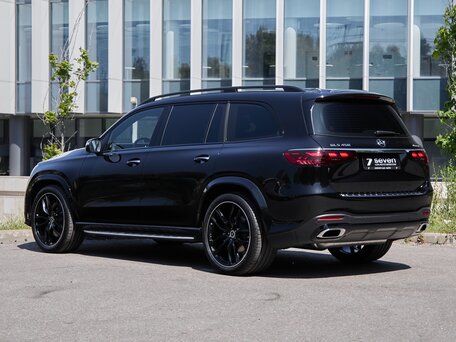 2026 Mercedes-Benz GLS 450 II (X167) Рестайлинг, чёрный, 16500000 рублей, вид 4