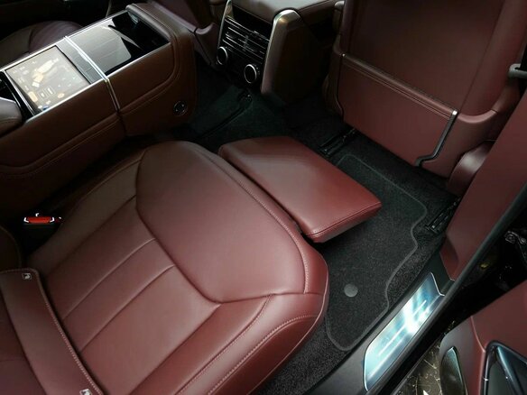 2026 Land Rover Range Rover D350 MHEV Long V, чёрный, 27990000 рублей - вид 15