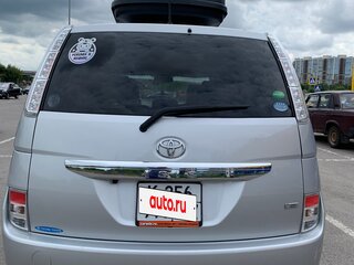 2014 Toyota ISis I Рестайлинг, серебристый, 1615000 рублей, вид 4