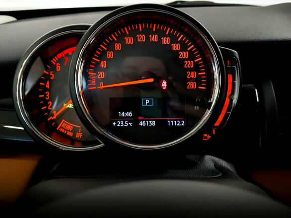 2020 Mini Hatch Cooper III (F55/F56) Рестайлинг, оранжевый, 2395000 рублей - вид 12