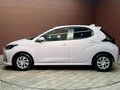 2023 Toyota Yaris IV, белый - вид 7