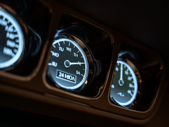 2026 Mercedes-Benz V-Класс Extra Long 300 d экстра длинный III (W447) Рестайлинг 2, чёрный, 54900000 рублей - вид 12