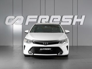 2016 Toyota Camry VII (XV50) Рестайлинг, белый, 2380000 рублей, вид 3