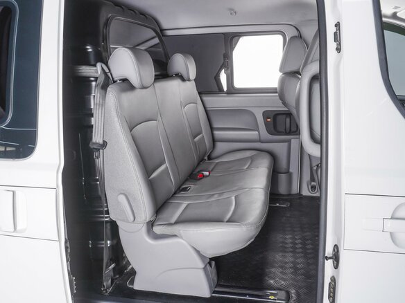 2019 Hyundai Grand Starex I Рестайлинг 2, белый, 3850000 рублей - вид 6