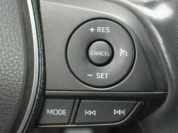 2021 Toyota RAV4 V (XA50), чёрный, 3199000 рублей - вид 9