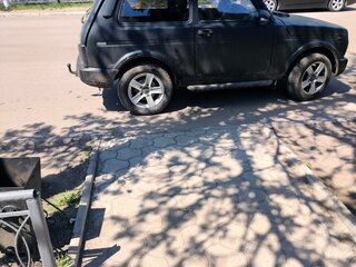 2012 Lada (ВАЗ) 2121 (4x4) I Рестайлинг, чёрный, 435000 рублей, вид 3