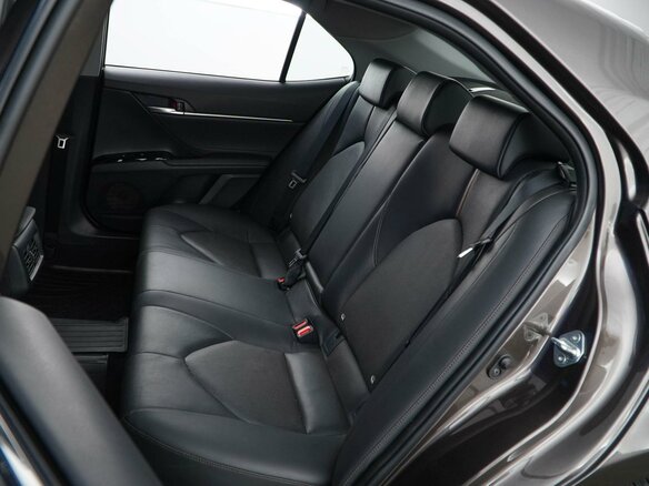 2018 Toyota Camry VIII (XV70), коричневый - вид 8