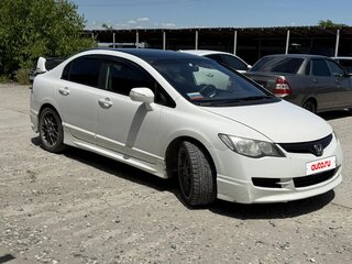 2008 Honda Civic VIII, белый, 680000 рублей, вид 3
