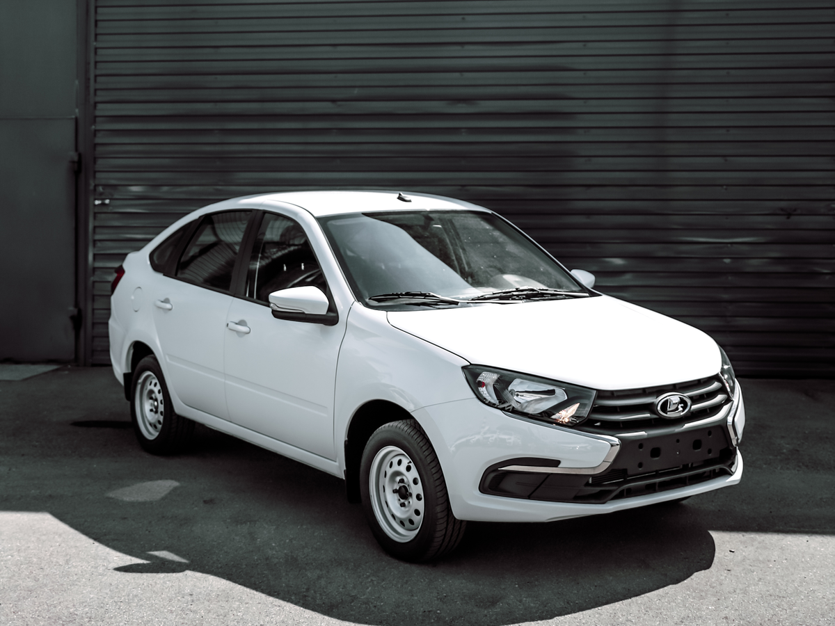 Открыть фотографии: Lada (ВАЗ) Granta I Рестайлинг