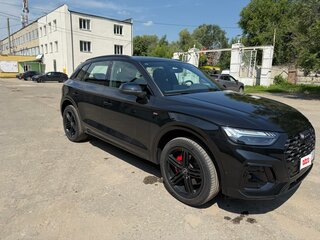 2025 Audi Q5 L 45 TFSI II (FY) Рестайлинг, чёрный, 6000000 рублей, вид 2
