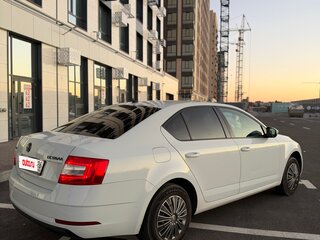 2019 Skoda Octavia III (A7) Рестайлинг, белый, 1100000 рублей, вид 5