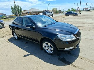 2010 Skoda Octavia DSG7 II (A5) Рестайлинг, чёрный, 1000000 рублей, вид 4