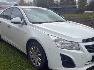 2013 Chevrolet Cruze I Рестайлинг, белый, 750000 рублей, вид 2