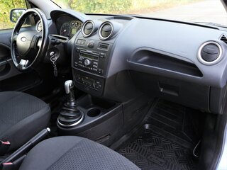2007 Ford Fiesta Mk5, серый, 350000 рублей, вид 5