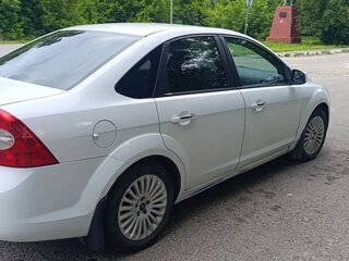 2010 Ford Focus II Рестайлинг, белый, 440000 рублей, вид 5