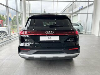 2026 Audi Q6 45 TFSI, чёрный, 8000000 рублей, вид 5