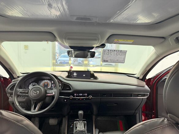 2022 Mazda CX-30 I, красный, 1470000 рублей - вид 15