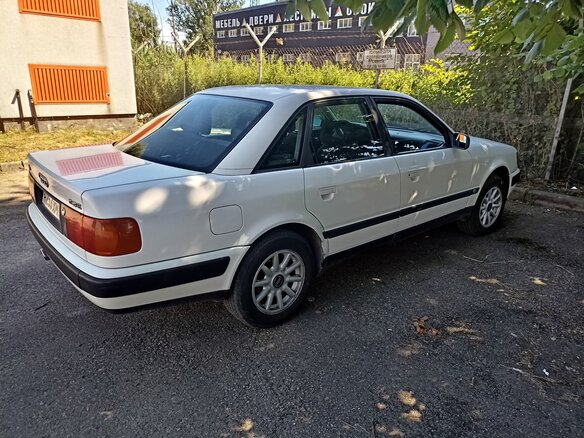 1992 Audi 100 IV (C4), белый, 350000 рублей - вид 3