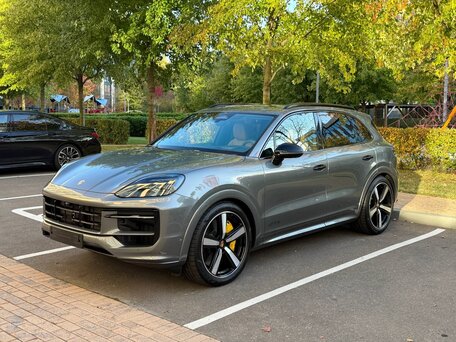2026 Porsche Cayenne GTS III Рестайлинг, серый, 28800000 рублей, вид 1