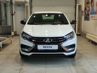 2026 Lada (ВАЗ) Vesta I Рестайлинг (NG), белый, 1581000 рублей, вид 2