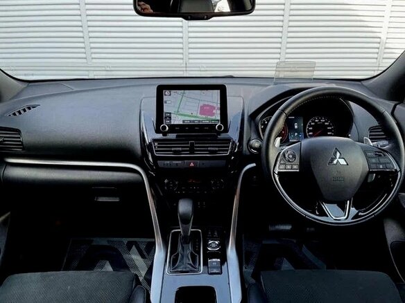 2023 Mitsubishi Eclipse Cross I Рестайлинг, серебристый, 1875000 рублей - вид 6