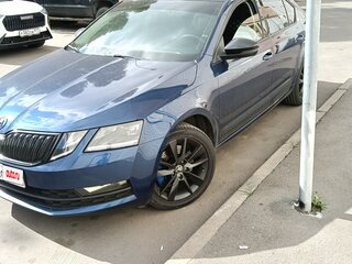 2017 Skoda Octavia III (A7) Рестайлинг, синий, 2100000 рублей, вид 3