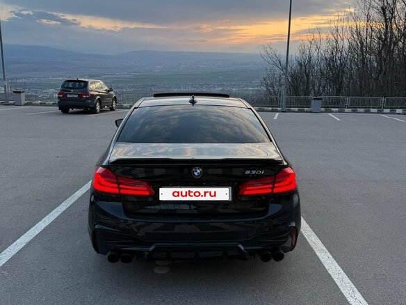 2018 BMW 5 серии 530i VII (G30/G31/G38), чёрный, 2700000 рублей - вид 3
