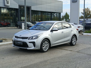 2018 Kia Rio IV, серебристый, 1095000 рублей, вид 1