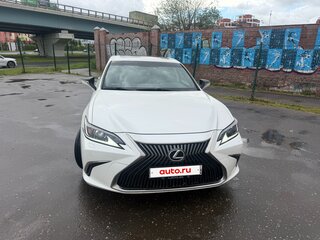 2019 Lexus ES 200 VII, белый, 3390000 рублей, вид 3