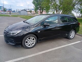 2020 Opel Astra K Рестайлинг, чёрный, 1350000 рублей, вид 4